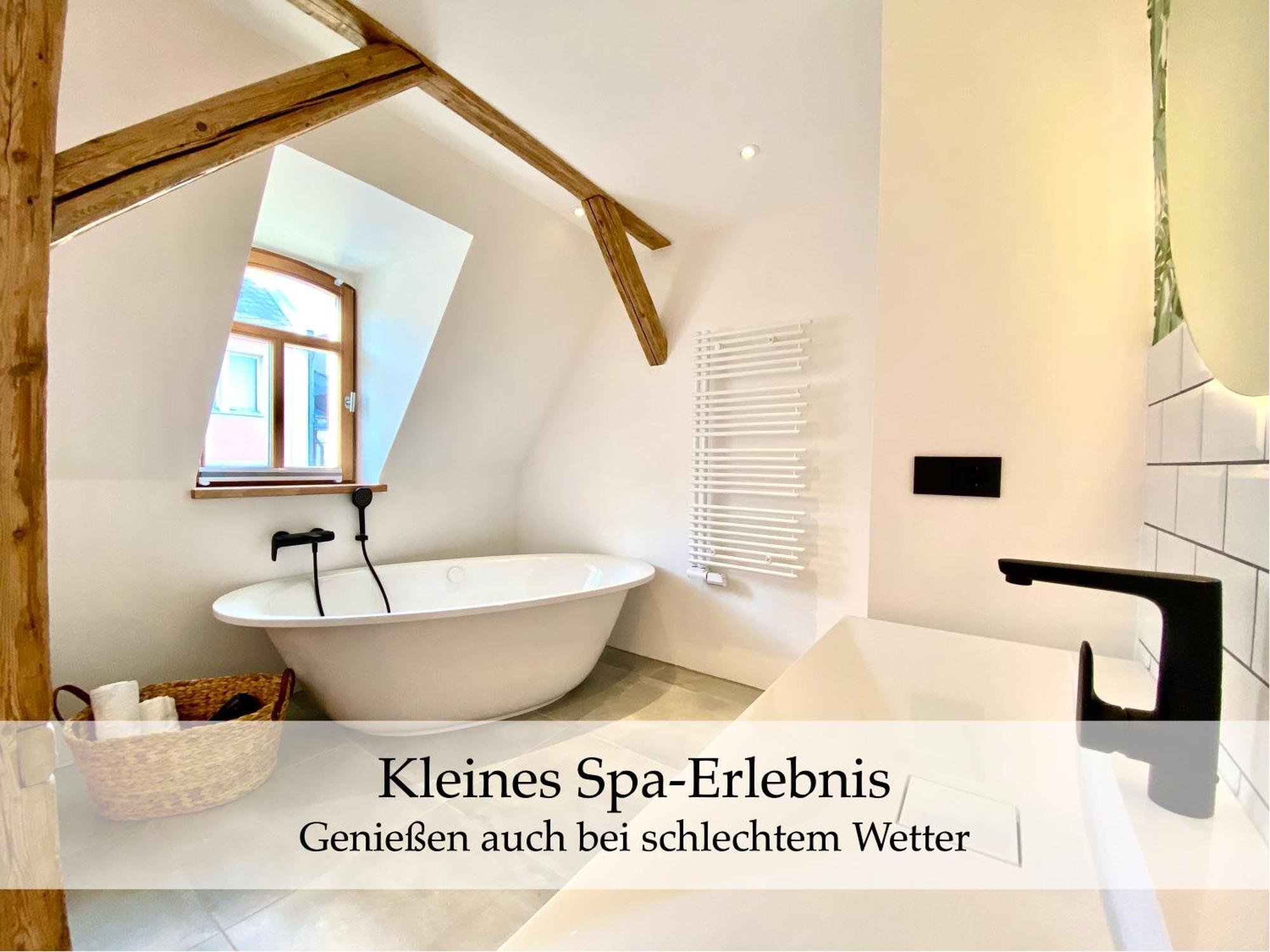Zentrale 1-Zimmer-Ferienwohnung Mit Digitalem Check In Hof  Extérieur photo