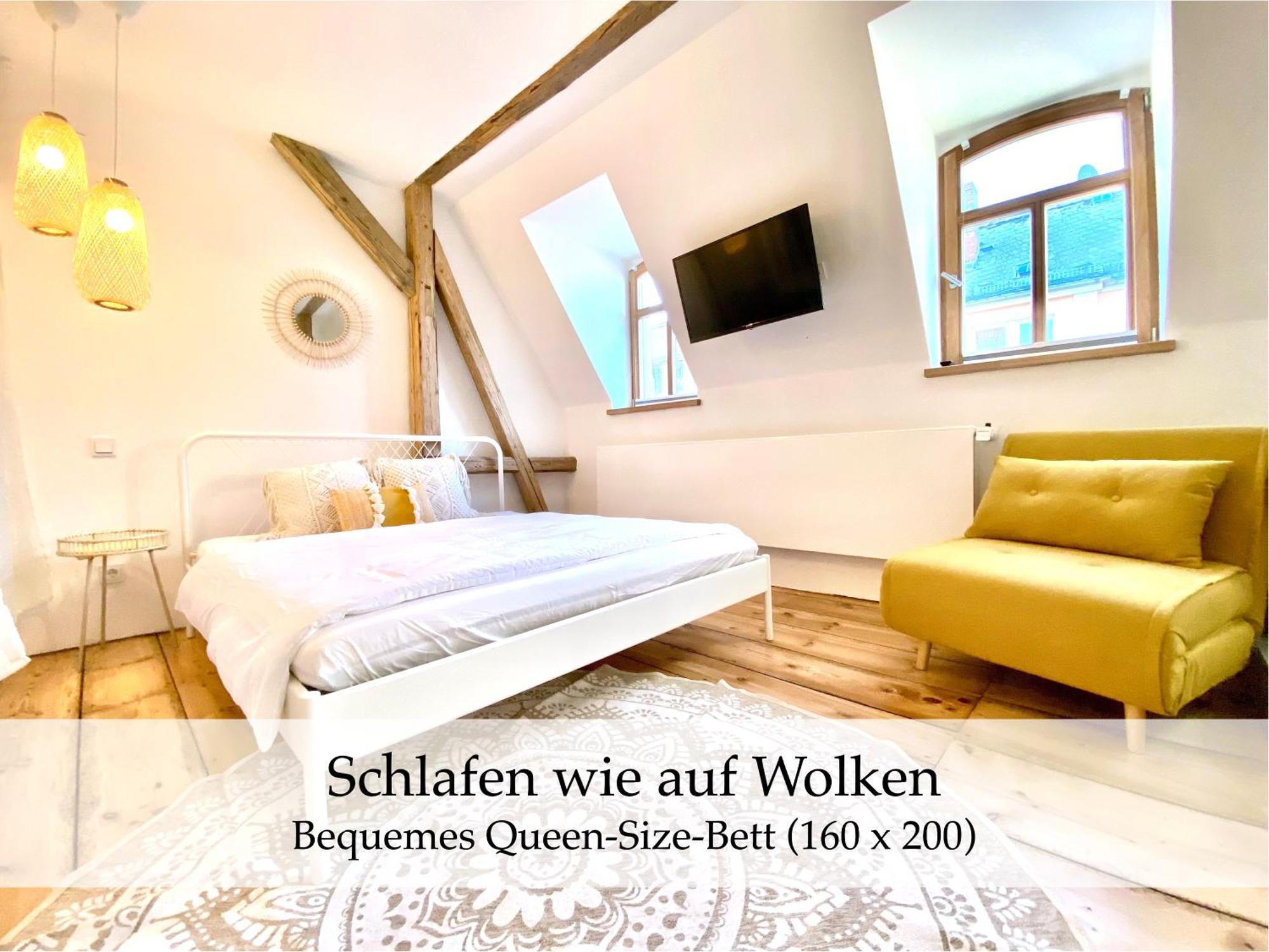 Zentrale 1-Zimmer-Ferienwohnung Mit Digitalem Check In Hof  Extérieur photo