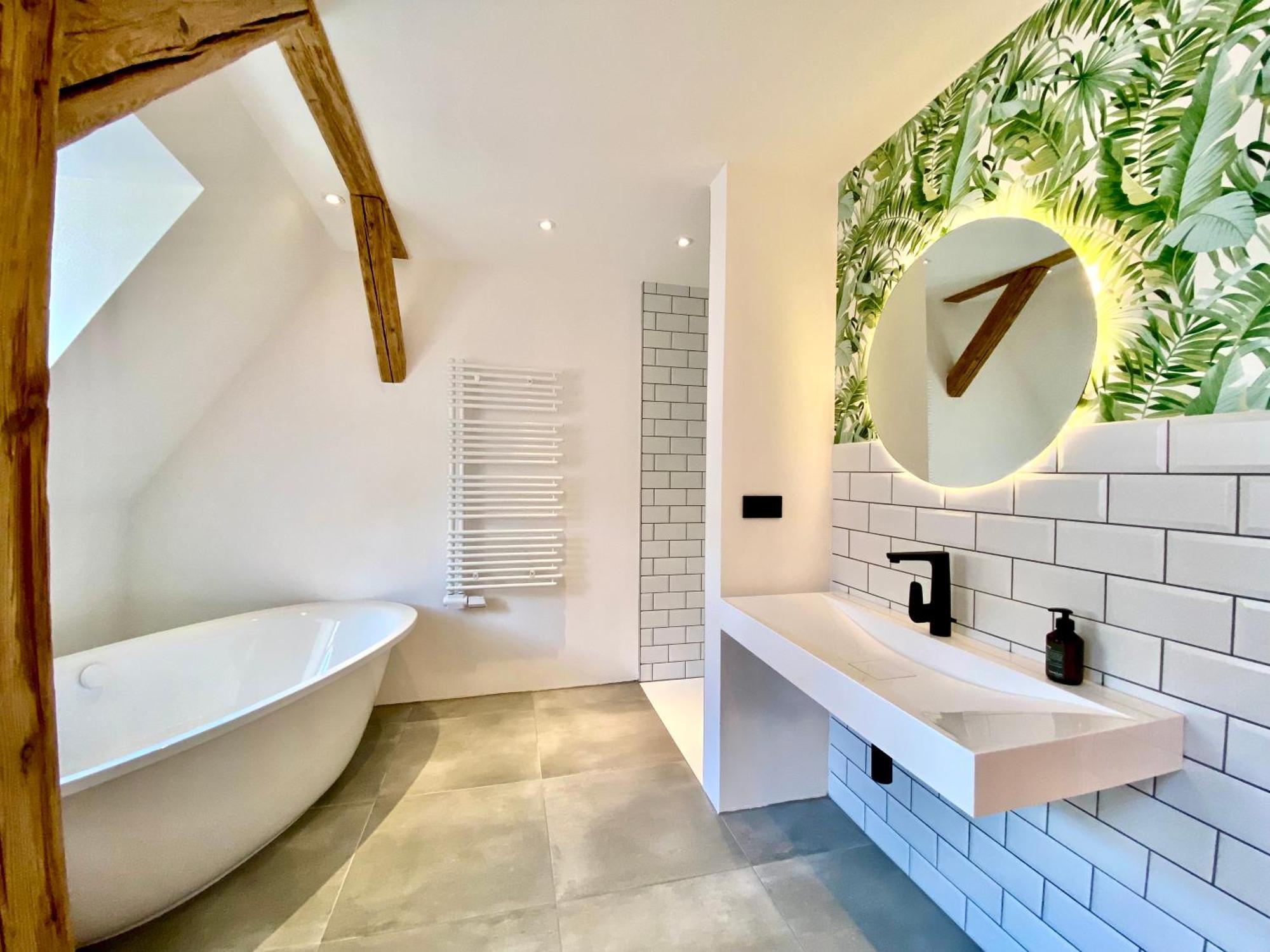Zentrale 1-Zimmer-Ferienwohnung Mit Digitalem Check In Hof  Extérieur photo